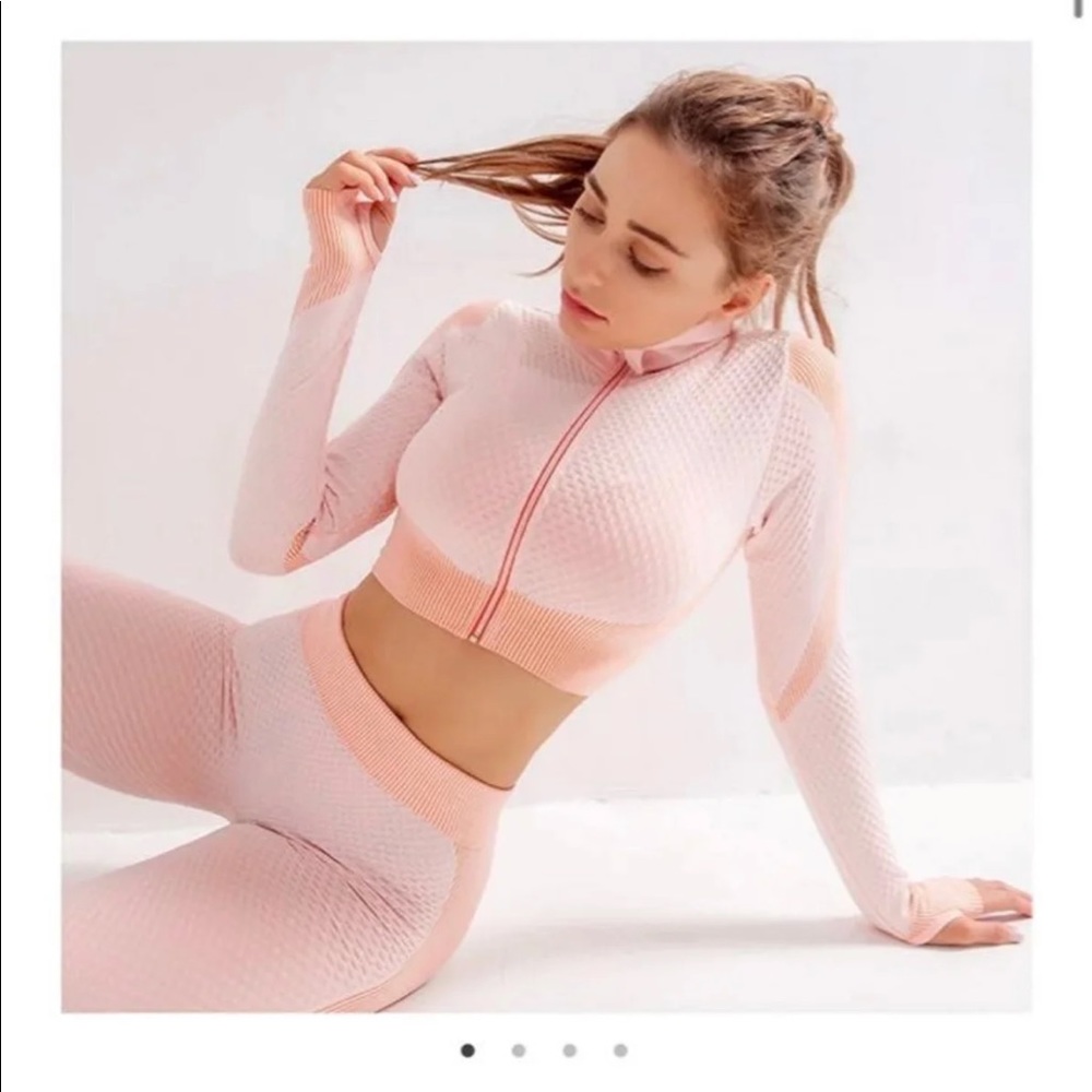 Astoria momentum zip jacket and leggings medium